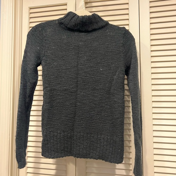 Hollister Black with Aztec Print Sweater - Size XS - Picture 3 of 4